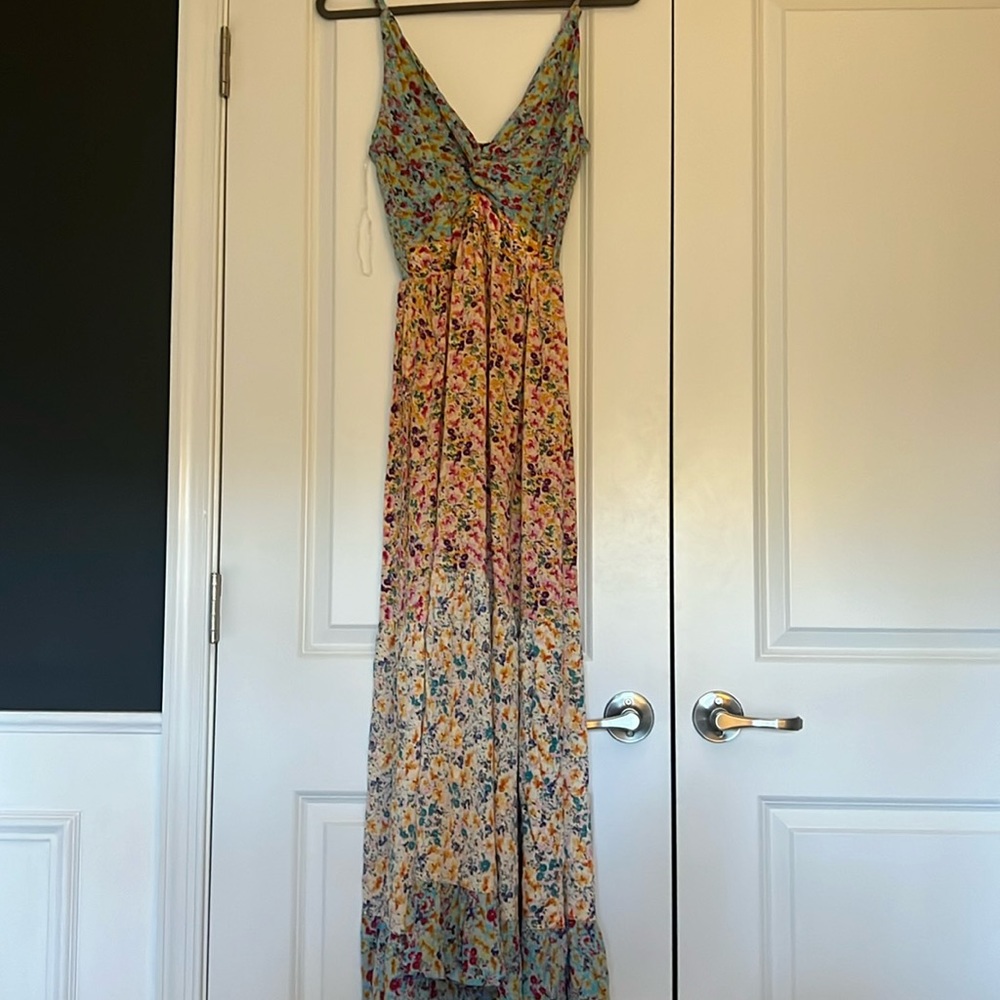 ANGIE floral maxi dress.